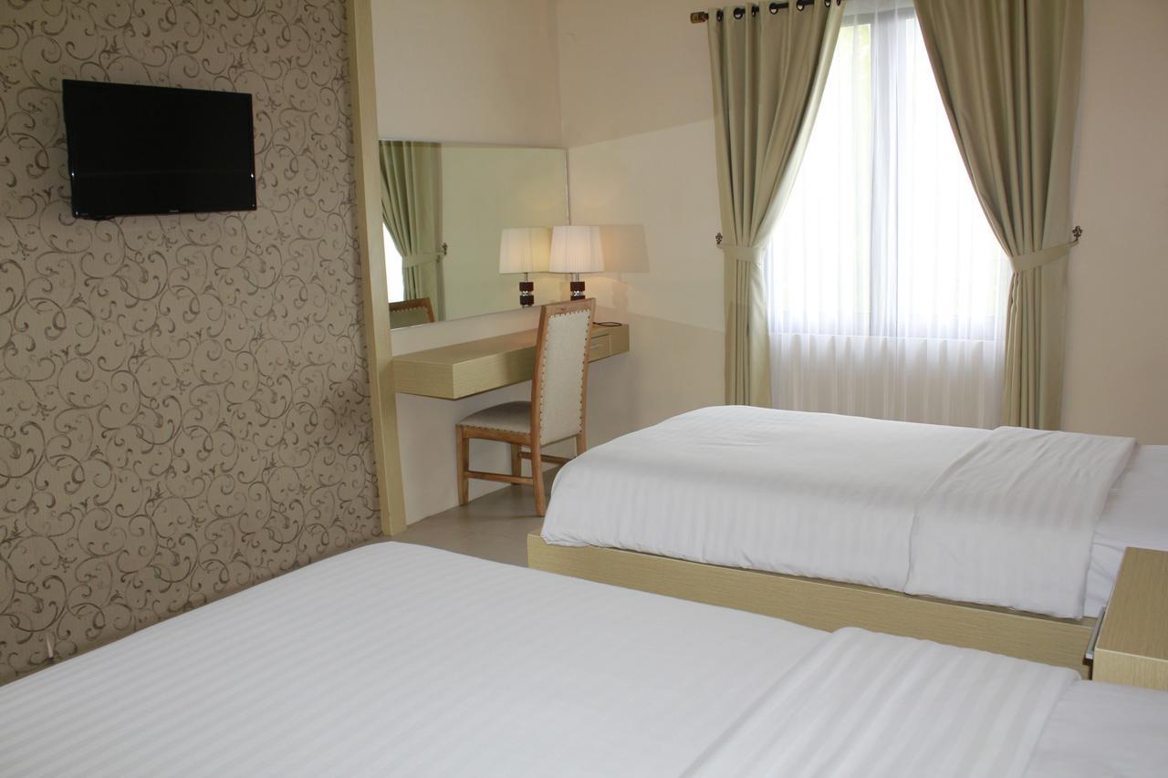 Akasa Hotel Kaliurang Esterno foto