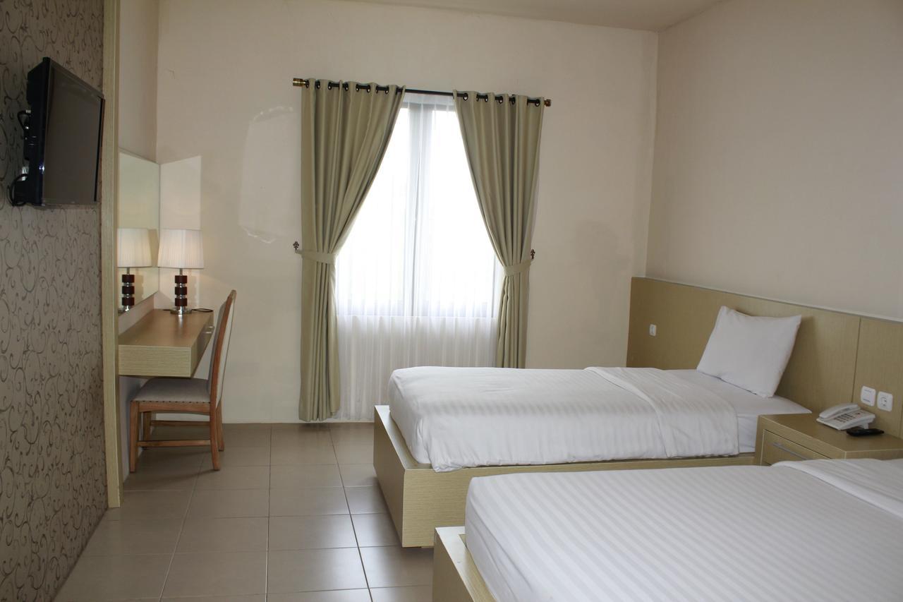 Akasa Hotel Kaliurang Esterno foto